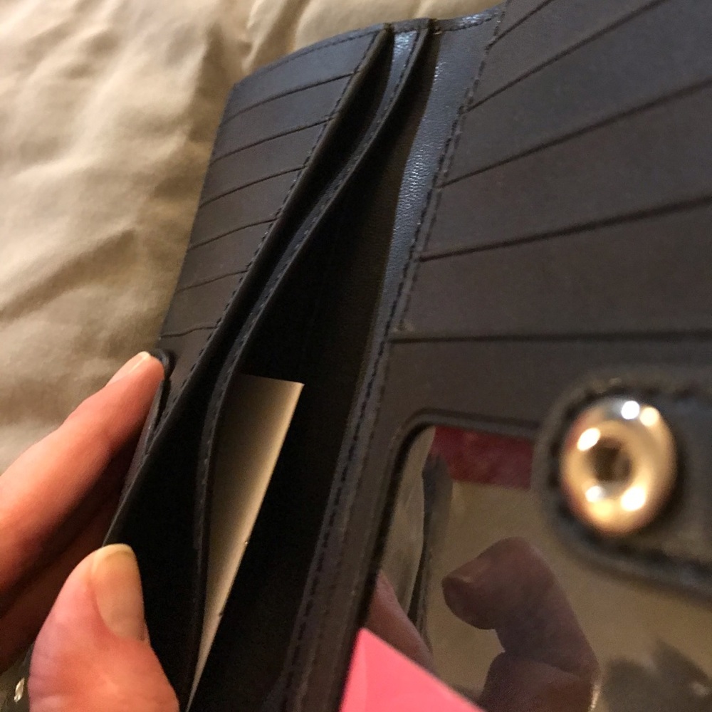 NWT. Kate Spade Wallet - Picture 5 of 6